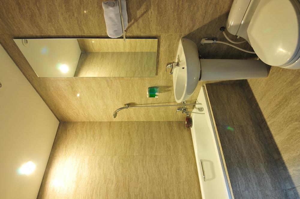 Sampit Residence Managed By Flat06 Jakarta Exteriör bild