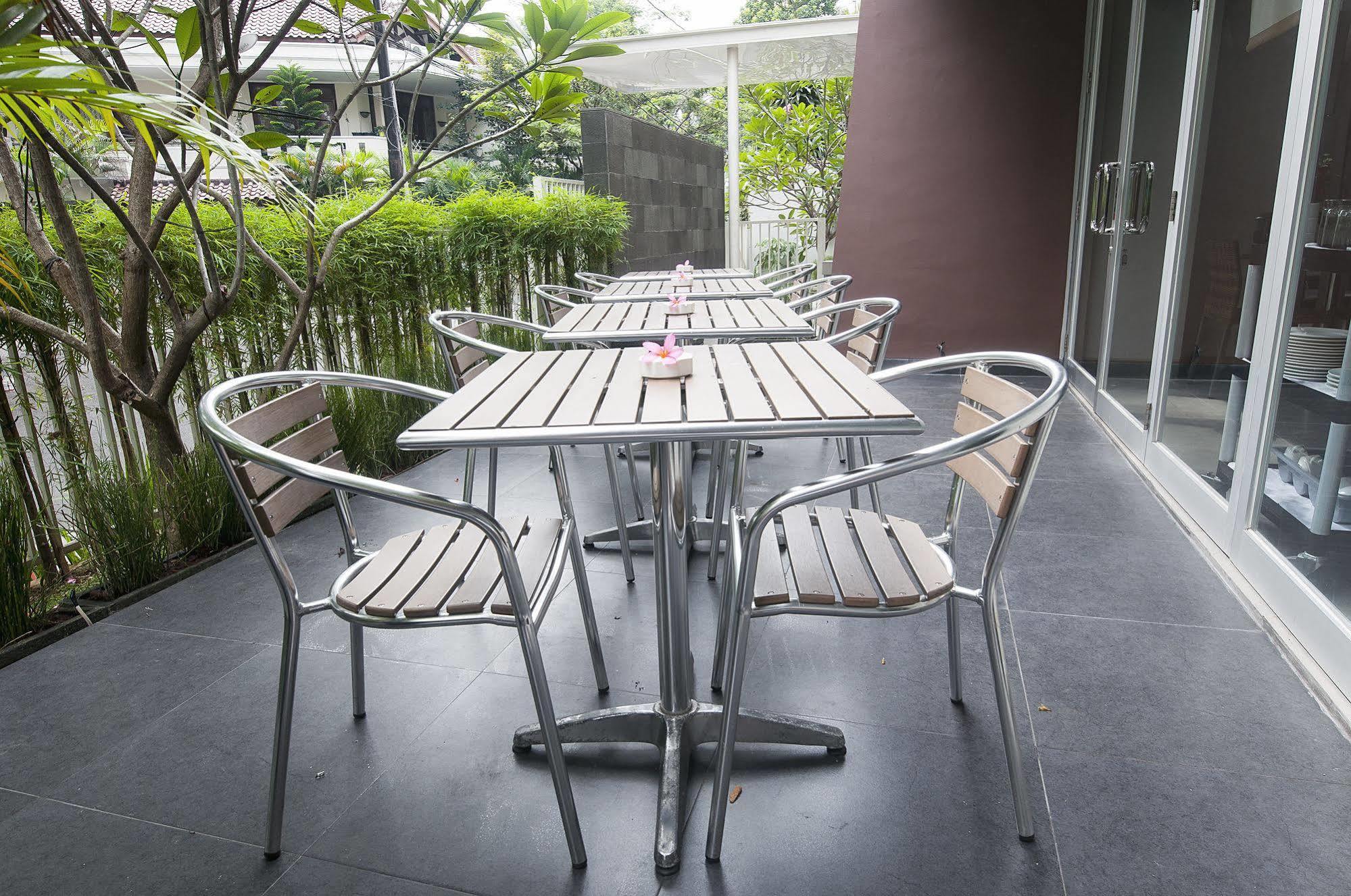 Sampit Residence Managed By Flat06 Jakarta Exteriör bild